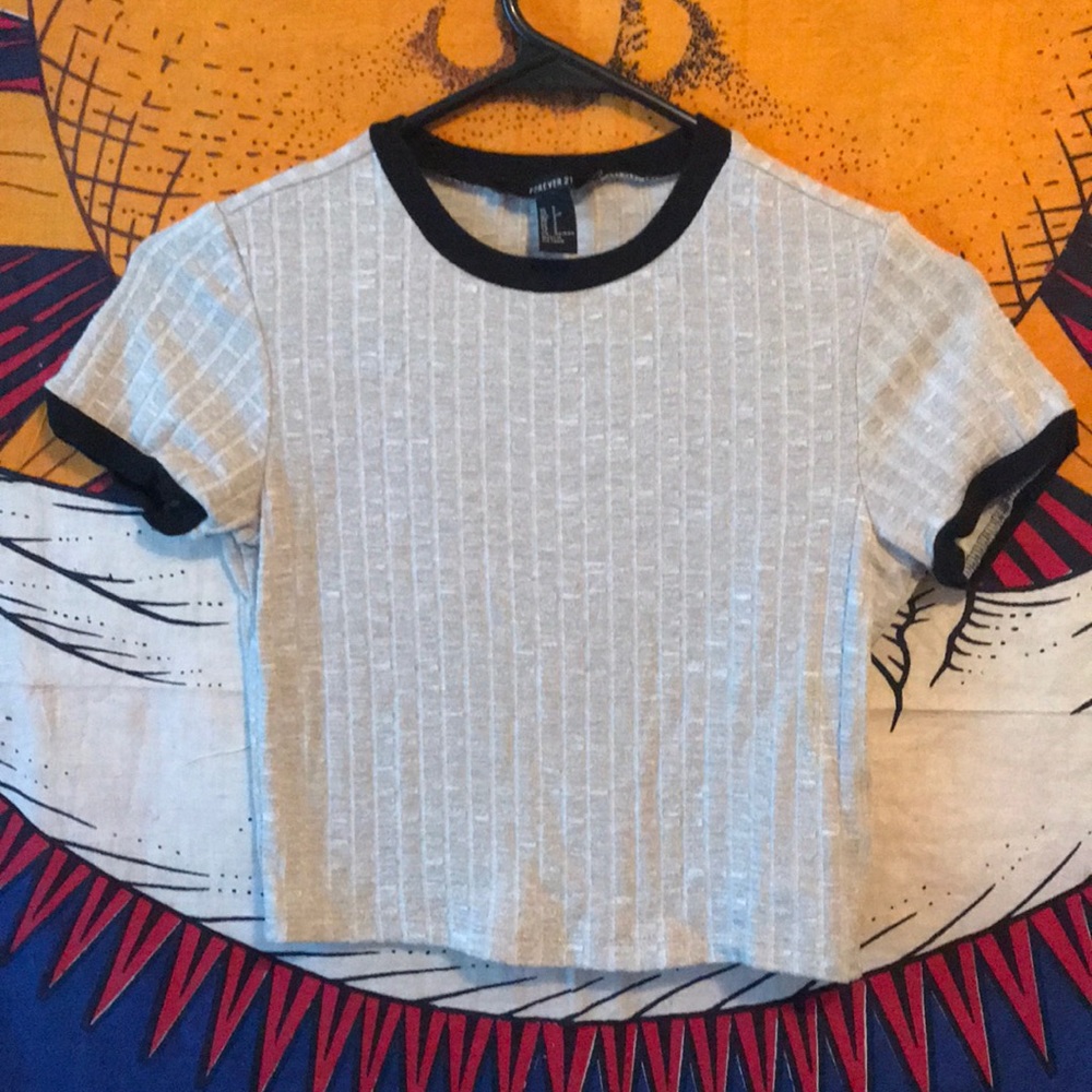 T shirt type crop with sweater feel